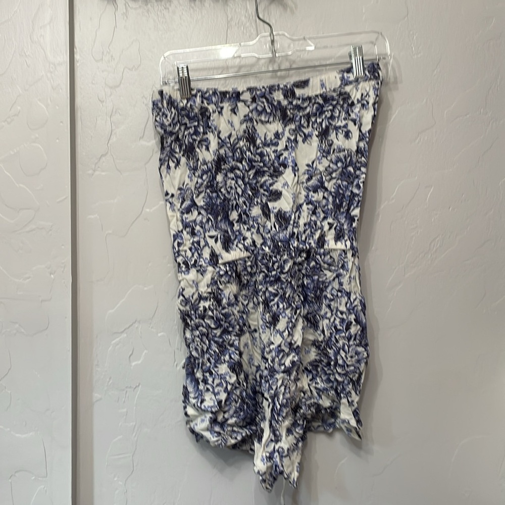 Romper - Picture 2 of 3